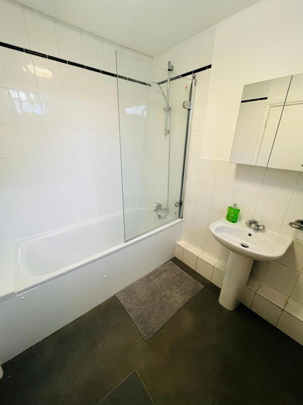 Short Stay Central London And Wembley Buitenkant foto